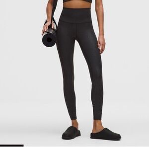 LuluLemon Align Black Ripple Emboss High-Waisted Leggings w/ Pockets - Size 8